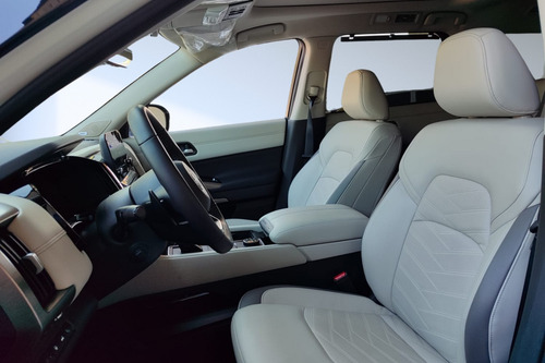 Nissan Pathfinder 3.5 Platinum 4x4 At