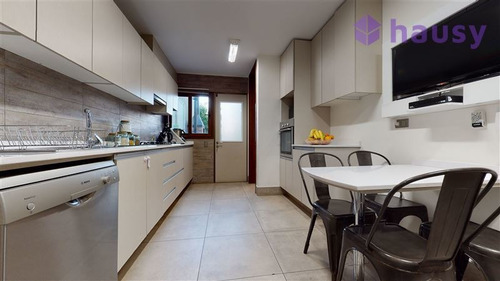 Casa En Venta De 3 Dorm. En Colina