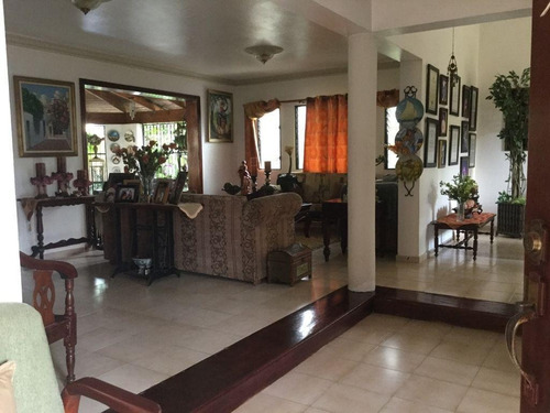 Imagen 12 de 24 de Preciosa Casa En Venta En Villa Olga