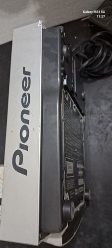 Cdj 100s Pioneer Com Defeito (leia Com Atenção)!!!!!!!!!!!!! (Usado)