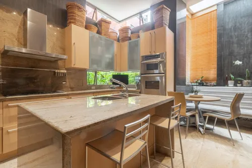 Casa En Arriendo/venta En El Retiro. Cod V15776
