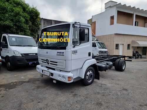Imagem 2 de 10 de Mb 712 2000 Chassi