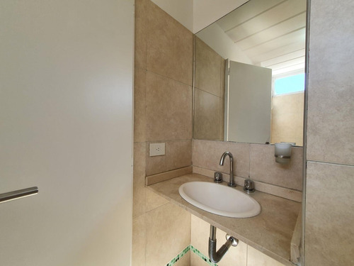 Departamento Amoblado Con Patio En Venta