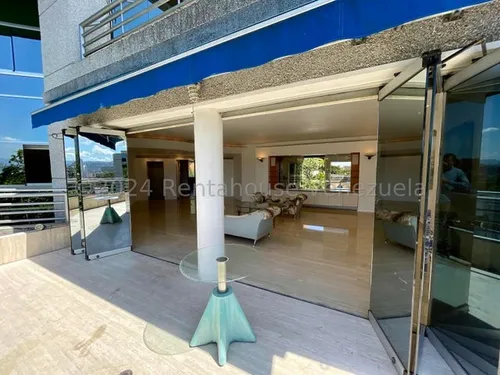 Agp Majestuoso Apartamento Con Hermoso Ventanales Y Terraza Cómoda En Venta En Los Palos Grandes 24-20072 Ys