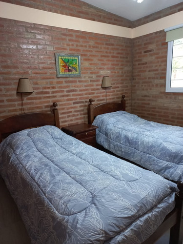 Imagen 9 de 16 de Casa En Alquiler En Mina Clavero, Cordoba A 1 Cuadra Del Rio Valle De Traslasierra Suy