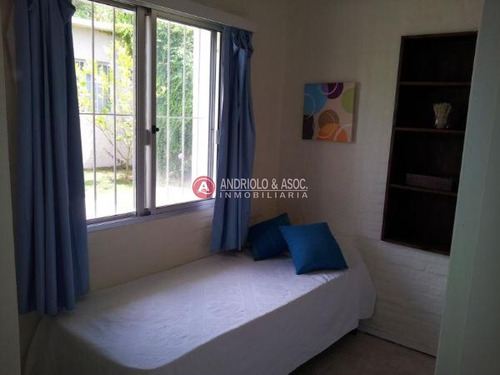 Casa En Zona Lugano- Ref: 5085
