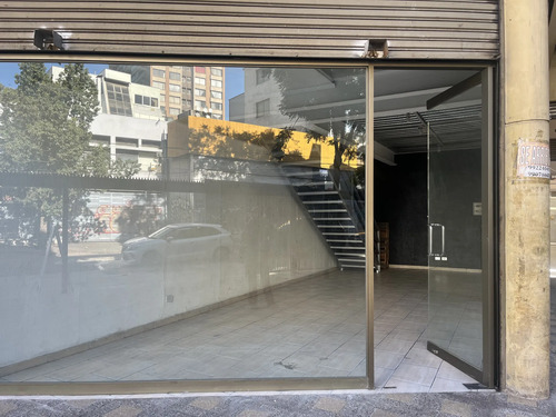 Arriendo Local Comercial  Metro Patronato