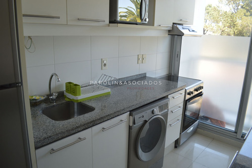 Apartamento Moderno De 3 Dormitorios , Summer Tower. Oportunidad