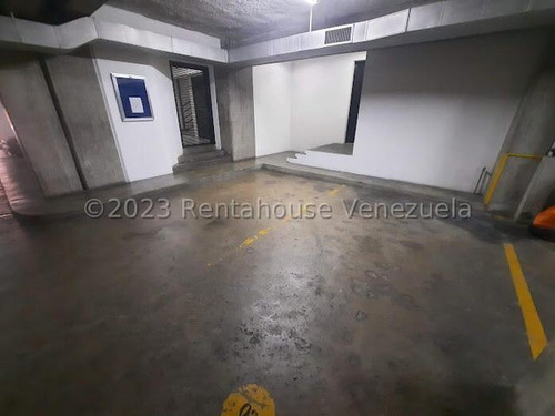 Imagen 12 de 18 de Se Vende Apartamento En Colinas De Valle Arriba