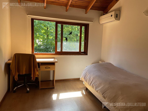 Imagen 25 de 30 de Casa En Excelente Zona De La Horqueta