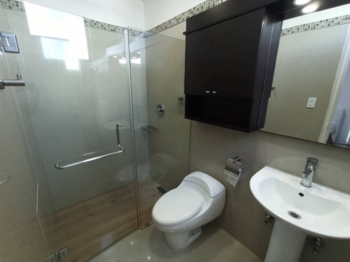 Se Vende Bello Penthouse En El Parral Foa-fer