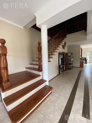 Venta De Casa 5 Ambientes En Campos De Roca I La Plata (18717)