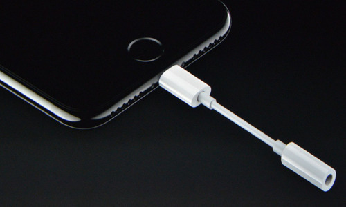 Adaptador Compatible Con iPhone A 3.5mm Auxiliar Audifonos F
