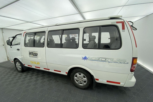 Kia Pregio 3.0 Prgg 8 L 2002
