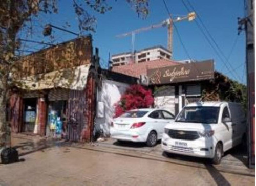 Casa Con Locales Comerciales (av. Vicuña Mackenna / Av.matta