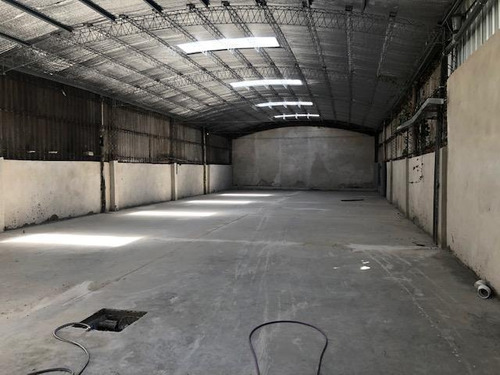 Imagen 6 de 11 de Depósito - Llavallol