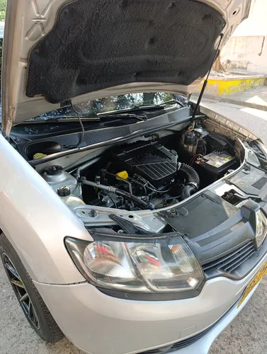 Renault Logan 1.6 Authentique