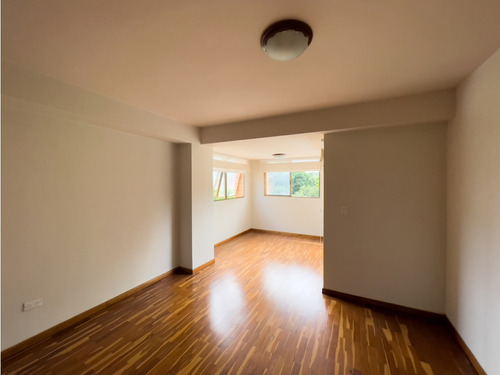 Vendo Apto 123m2 2h/2b/2p Los Samanes 4306