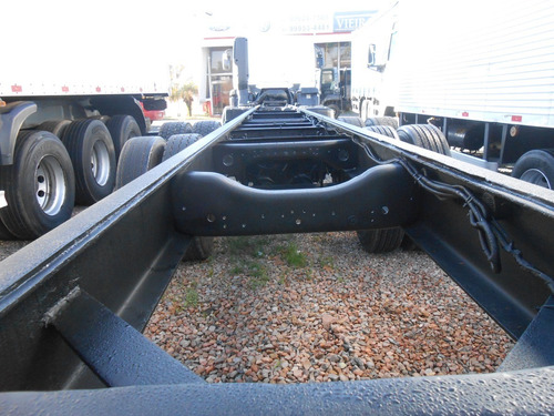 Imagem 8 de 8 de Vw 24 280 Chassi