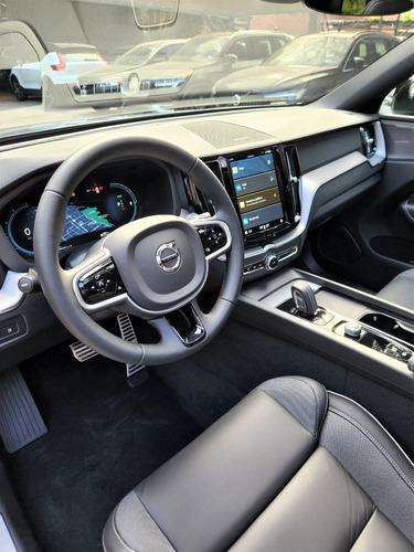 Volvo Xc60 T8 Plugh In Hybrid - Híbrido Enchufable - 462hp