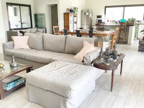 Imagen 6 de 16 de Casa En Venta En El Canton Barrio Puerto Lote Interno Con Pileta