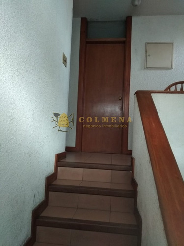 Casa De 5 Dormitorios Y Deposito. En Muy Buena Ubicacion Cerca De Roosevelt Y Sanatorio. Consulte!!!!!!!- Ref: 1863