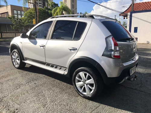 Renault Sandero 1.6 4p Flex Stepway