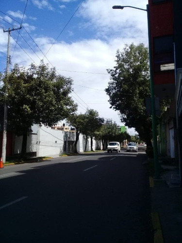 Imagen 9 de 13 de Renta De Local En Pequeña Plaza Comercial