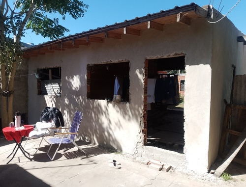 Amplia Casa En Venta Dueño Directo En Florencio Varela