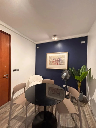 Arriendo Of Amplios Espacios 2p 2e 2 Baños Vitacura