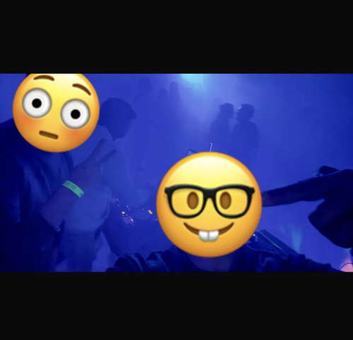 2894598282