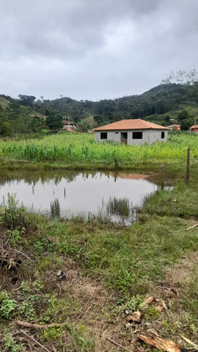 Casa Com Terreno Bom Destino Mg Gerais