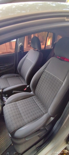 Volkswagen Suran Trendline 1.6 8v Ful