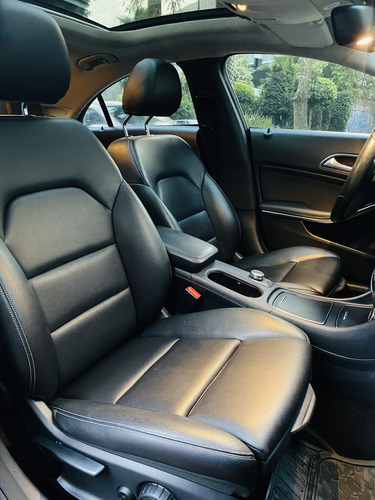 Mercedes-Benz Clase CLA 1.6 200 Cgi Sport At
