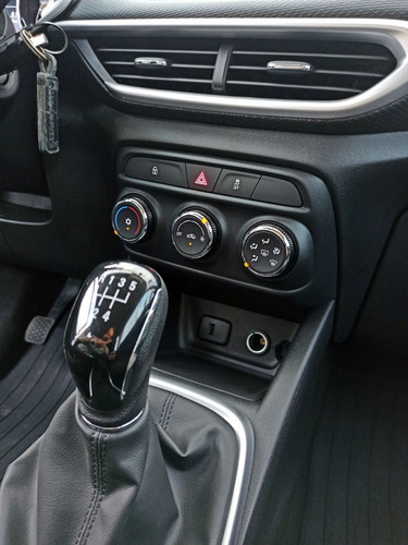 Imagen 9 de 11 de Chevrolet Tracker 1.2 Turbo Manual / Nueva Linea