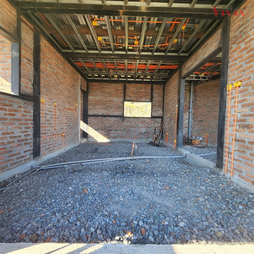 Casa En Construccion De 5 Dorm. En Curicó