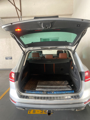 Volkswagen Touareg 3.0 V6 Tdi At