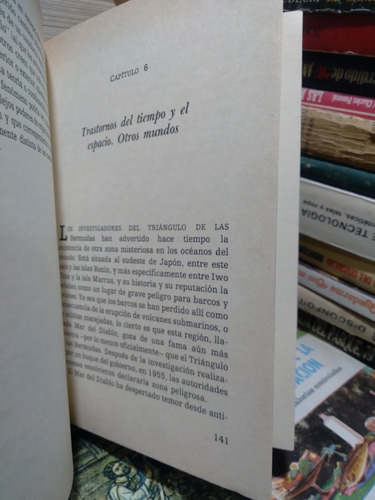Libro El Triangulo De Las Bermudas / Charles Berlitz (Usado)