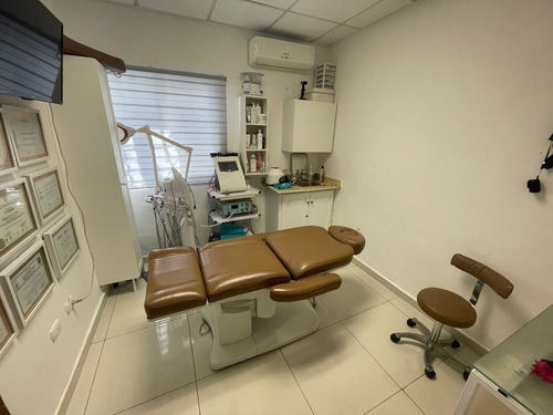 Alquilo Consultorio Médico Odontología Amueblado