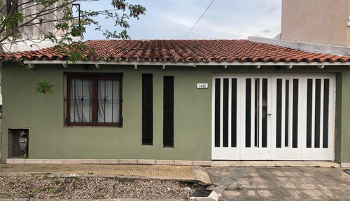 Venta Casa | Barrio Sarmiento | Lujan