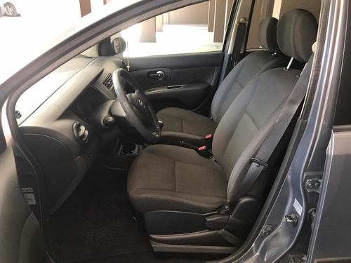 Imagem 5 de 8 de Nissan Livina 2012 1.6 S Flex 5p