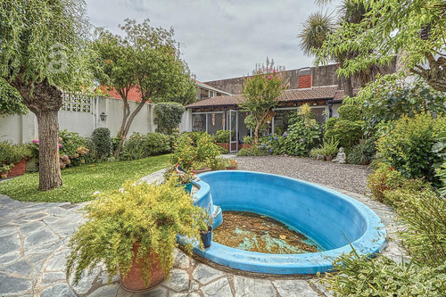 Casa En Venta En Villa Ballester De 4 Ambientes.