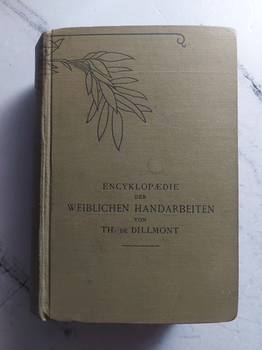 Tejido Y Costura Enciclopedia En Aleman. Ian1405