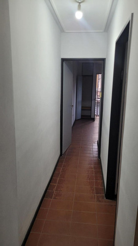 Departamento De 2 Dormitorios En Barrio Norte