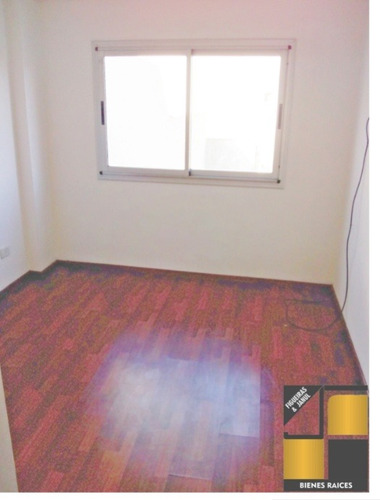 Imagen 10 de 11 de Departamento En Venta En Valentin Alsina