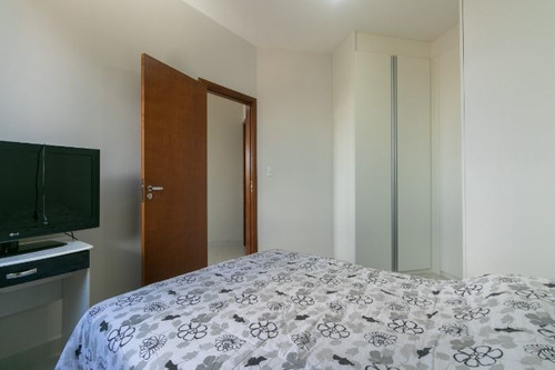 Apartamento À Venda Na Rua José Gomes De Almeida, Vila Carmem, São Paulo - Sp - Liv-11629