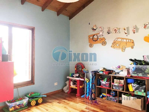 San Isidro - Casa Venta Usd 300.000