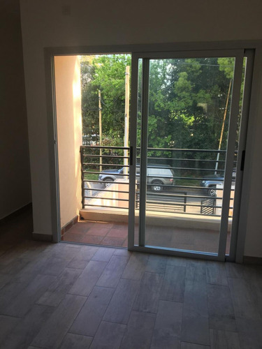Imagen 3 de 11 de Ph Venta Gral Rodriguez 2 Amb - Terraza A Estrenar