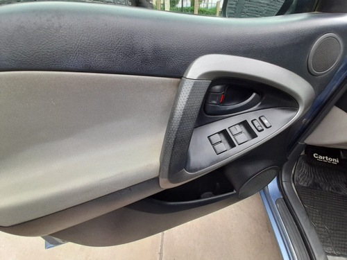 Imagen 14 de 15 de Toyota Rav4
