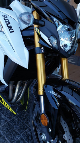 Imagen 20 de 25 de Suzuki Gsx-s 750 - El Regreso - No Kawa Z900, No Yamaha Jc